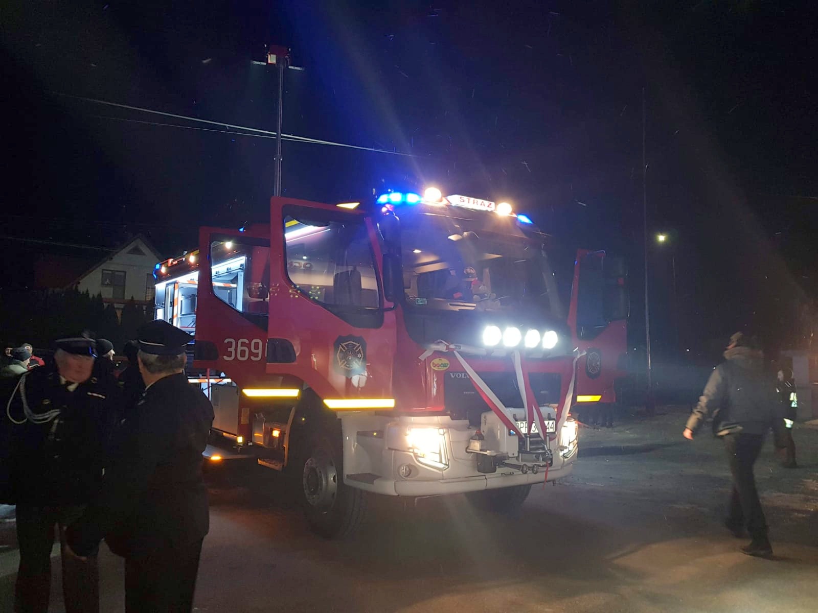 https://test.ugorly.pl/blog/2019/01/23/nowy-samochod-ratowniczo-gasniczy-dla-jednostki-osp-orly/1-5/