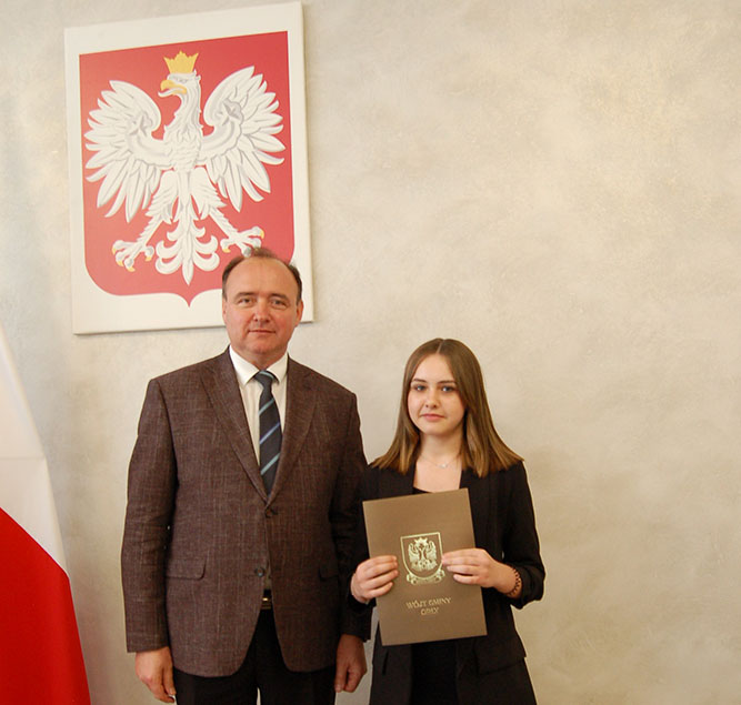 https://test.ugorly.pl/blog/2021/06/25/nagrody-wojta-dla-uzdolnionych-uczniow/19-jpg/