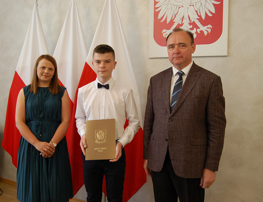 https://test.ugorly.pl/blog/2021/06/25/nagrody-wojta-dla-uzdolnionych-uczniow/26-jpg/