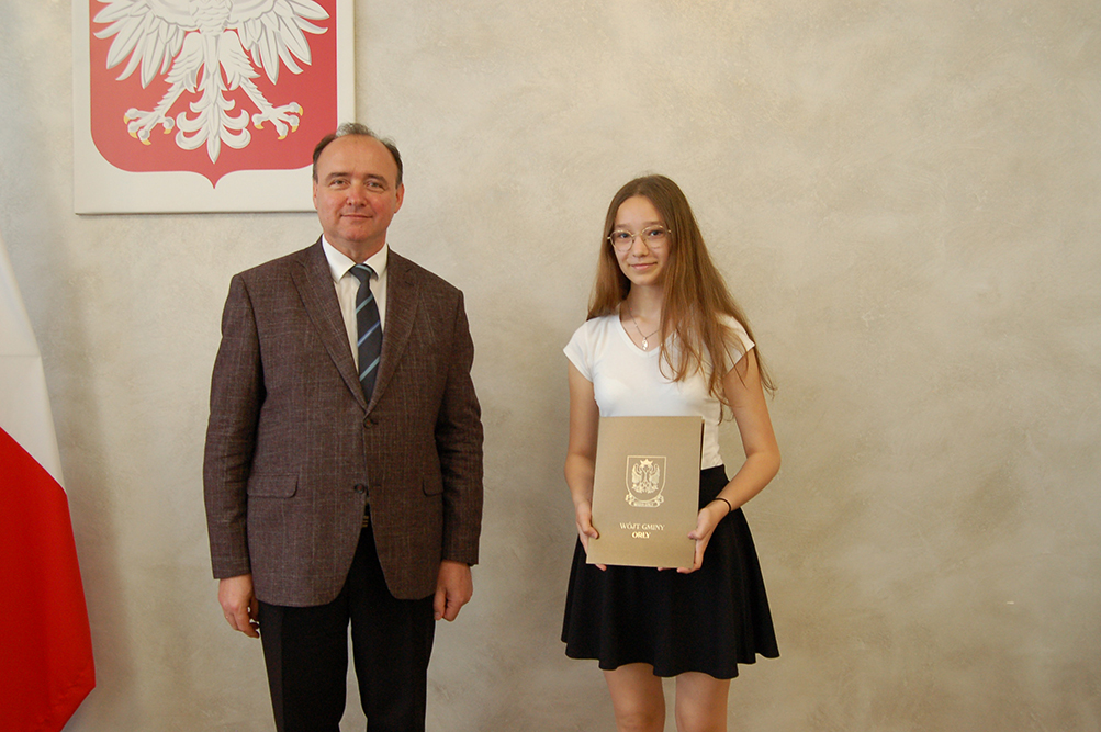 https://test.ugorly.pl/blog/2021/06/25/nagrody-wojta-dla-uzdolnionych-uczniow/27-jpg/