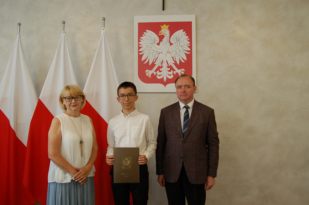 https://test.ugorly.pl/blog/2021/06/25/nagrody-wojta-dla-uzdolnionych-uczniow/34-jpg/