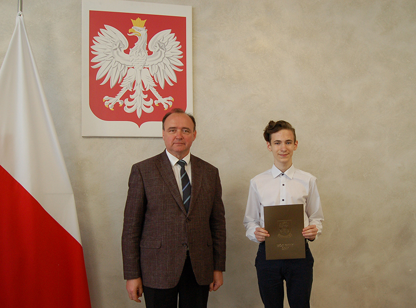 https://test.ugorly.pl/blog/2021/06/25/nagrody-wojta-dla-uzdolnionych-uczniow/35-jpg/