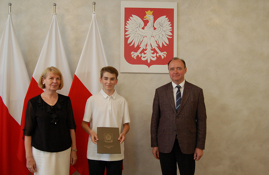 https://test.ugorly.pl/blog/2021/06/25/nagrody-wojta-dla-uzdolnionych-uczniow/40-jpg/