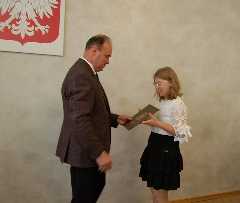 https://test.ugorly.pl/blog/2021/06/25/nagrody-wojta-dla-uzdolnionych-uczniow/44-jpg/