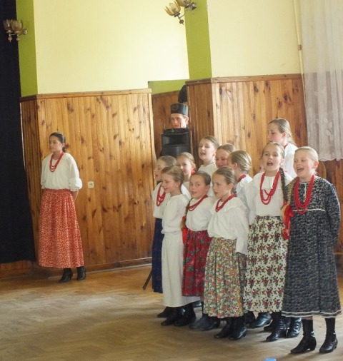 https://test.ugorly.pl/blog/2013/05/10/gminne-obchody-222-rocznicy-uchwalenia-konstytucji-3-maja/p17q6vbitu10vv1aql13821hs11fhrl/