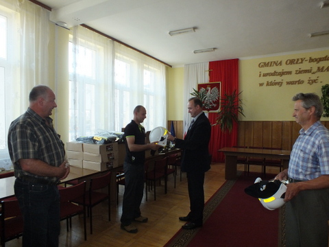 https://test.ugorly.pl/blog/2014/07/07/przekazanie-nowego-umundurowania-dla-osp/p18s8fhncg196laaq6ak89dna4/