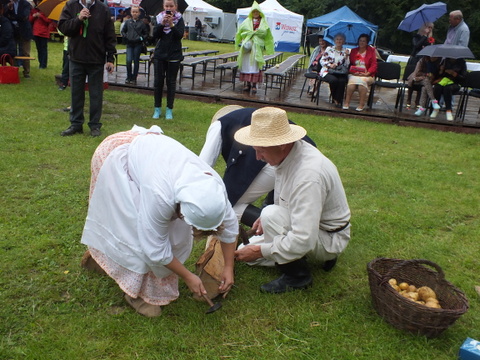 https://test.ugorly.pl/blog/2014/09/01/dozynki-gminne-2014-2/p190o3kfij1j4e1i4u1j8u5t89f29/