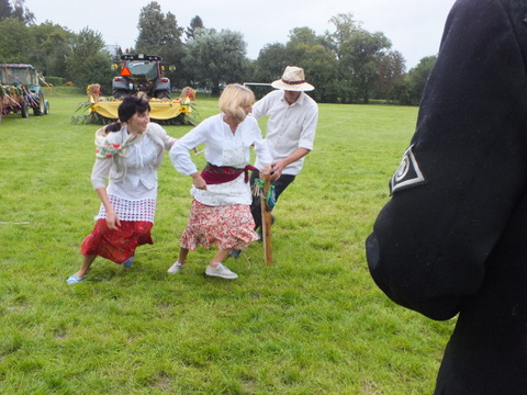 https://test.ugorly.pl/blog/2014/09/01/dozynki-gminne-2014-2/p190o3kfij1m8f1dgf17e71agqrgu2d/