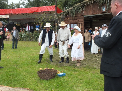 https://test.ugorly.pl/blog/2014/09/01/dozynki-gminne-2014-2/p190o3kfij1rdr1i49l771rdr1n8g28/