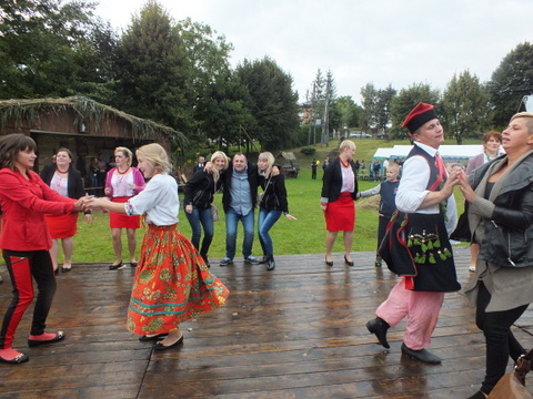 https://test.ugorly.pl/blog/2014/09/01/dozynki-gminne-2014-2/p190o3kfij1t0d1ac23n56jn1dkj2m/