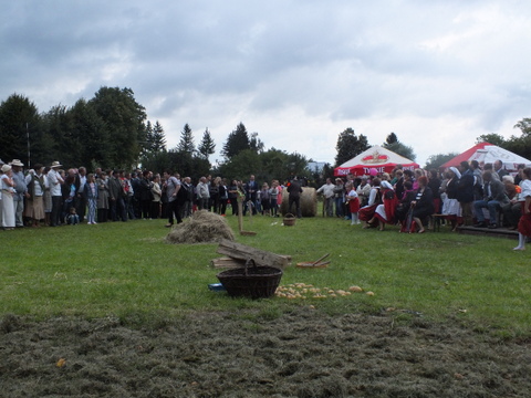 https://test.ugorly.pl/blog/2014/09/01/dozynki-gminne-2014-2/p190o3kfijd5h1jbe1q5216u81lmv22/