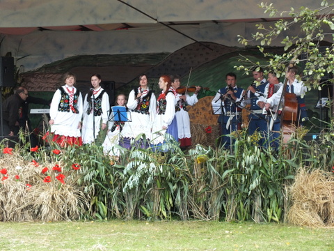 https://test.ugorly.pl/blog/2014/09/01/dozynki-gminne-2014-2/p190o3kfijq4v1nas5161f6f1jsg1a/