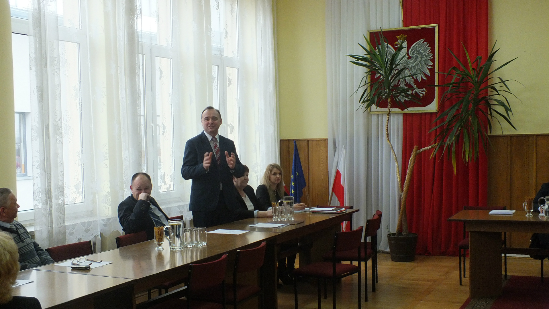 https://test.ugorly.pl/blog/2014/12/08/pierwsza-sesja-rady-gminy-orly/p198ksu3uj168or5k1p0o1jqi2nq1/