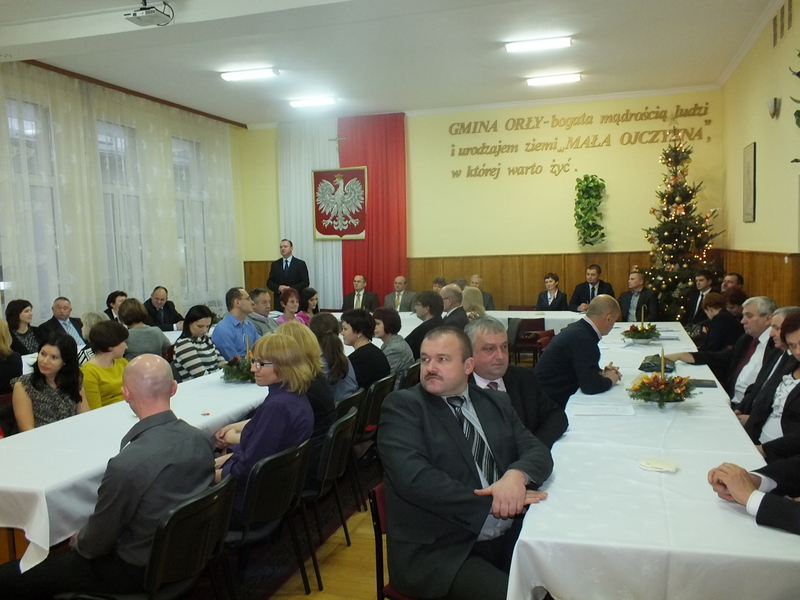 https://test.ugorly.pl/blog/2014/12/30/sesja-wigilijna-rady-gminy-orly/p19adm3t9aaeqr623pdmb010crd/