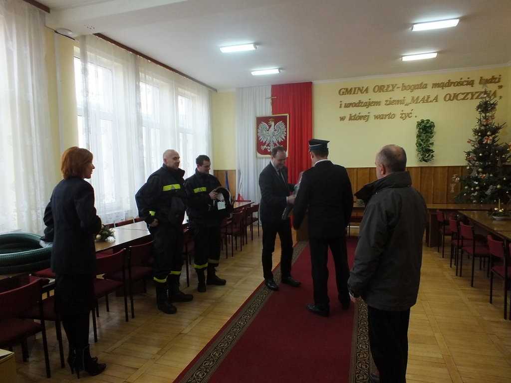 https://test.ugorly.pl/blog/2015/01/15/przekazanie-sprzetu-strazackiego-ochotniczej-strazy-pozarnej-z-walawy/p19bmuj3c217sr1rnhdgo1dcg1s5l2/