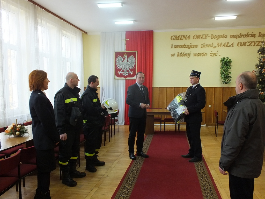 https://test.ugorly.pl/blog/2015/01/15/przekazanie-sprzetu-strazackiego-ochotniczej-strazy-pozarnej-z-walawy/p19bmuj3c3j78edh1pmc14ij13dl3/
