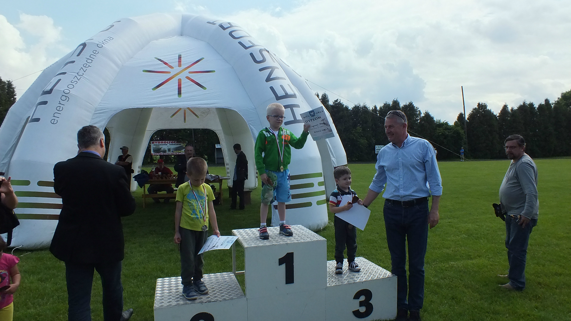 https://test.ugorly.pl/blog/2015/05/27/xxxiv-bieg-orla/p19mps8gj7errcul1u5s1sh3d6n5/