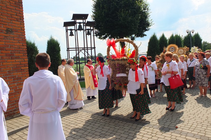 https://test.ugorly.pl/blog/2016/08/26/dozynki-gminne-w-zadabrowiu/p1ar38rilgjb715pu1uf6ks6rer9/