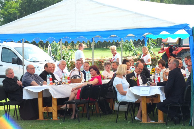 https://test.ugorly.pl/blog/2016/08/26/dozynki-gminne-w-zadabrowiu/p1ar38rilhf868l2emh1uprvuv25/