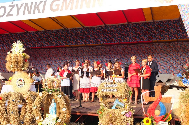 https://test.ugorly.pl/blog/2016/08/26/dozynki-gminne-w-zadabrowiu/p1ar38rilhk3f14vl43124t1c8h31/
