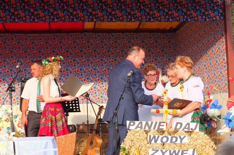 https://test.ugorly.pl/blog/2016/08/26/dozynki-gminne-w-zadabrowiu/p1ar38rili1tb0h941cj1uu713r3s/