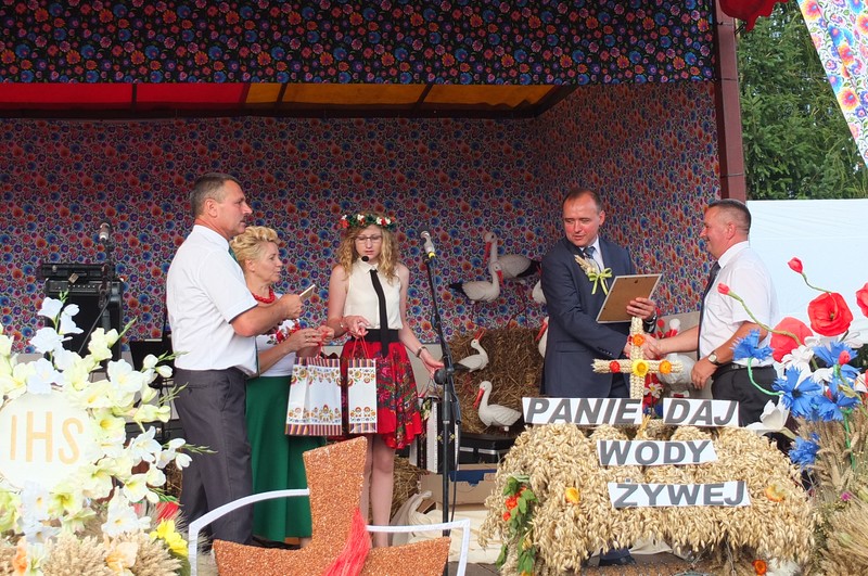 https://test.ugorly.pl/blog/2016/08/26/dozynki-gminne-w-zadabrowiu/p1ar38rili1th1a6b1vlcei01a4a4e/