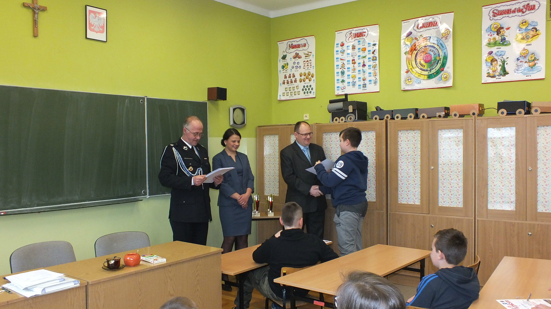 https://test.ugorly.pl/blog/2017/03/23/mlodziez-zapobiega-pozarom-4/p1bbtd8h901reb1q4vp9bmlu1nn8a/