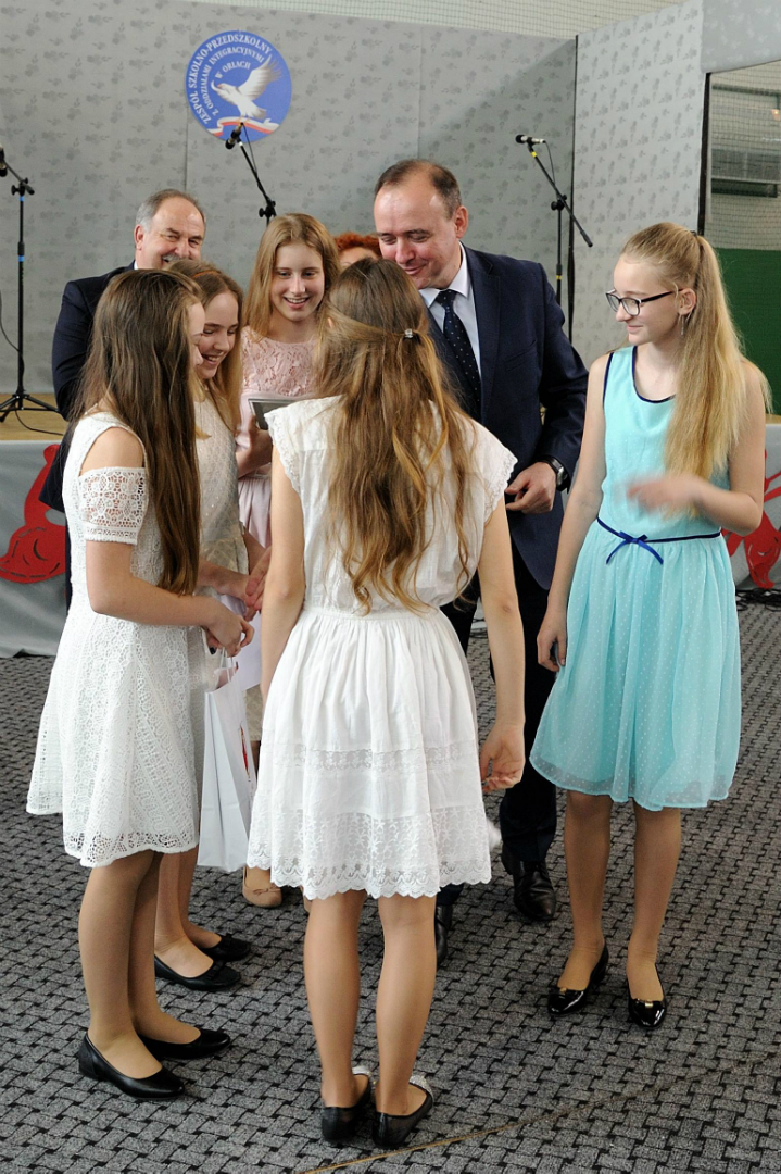 https://test.ugorly.pl/blog/2017/05/12/powiatowy-konkurs-piosenki-patriotycznej/p1bftokhg01g8hu6k151chulg9q19/