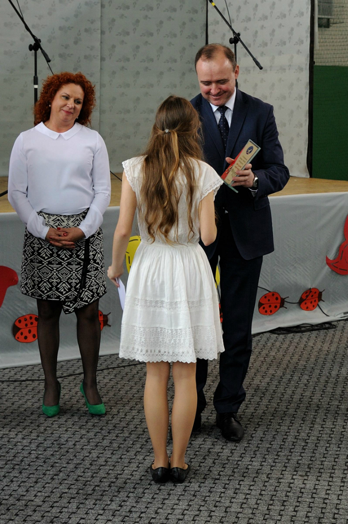 https://test.ugorly.pl/blog/2017/05/12/powiatowy-konkurs-piosenki-patriotycznej/p1bftokhg01r801isr1e9u4rs1rss11/