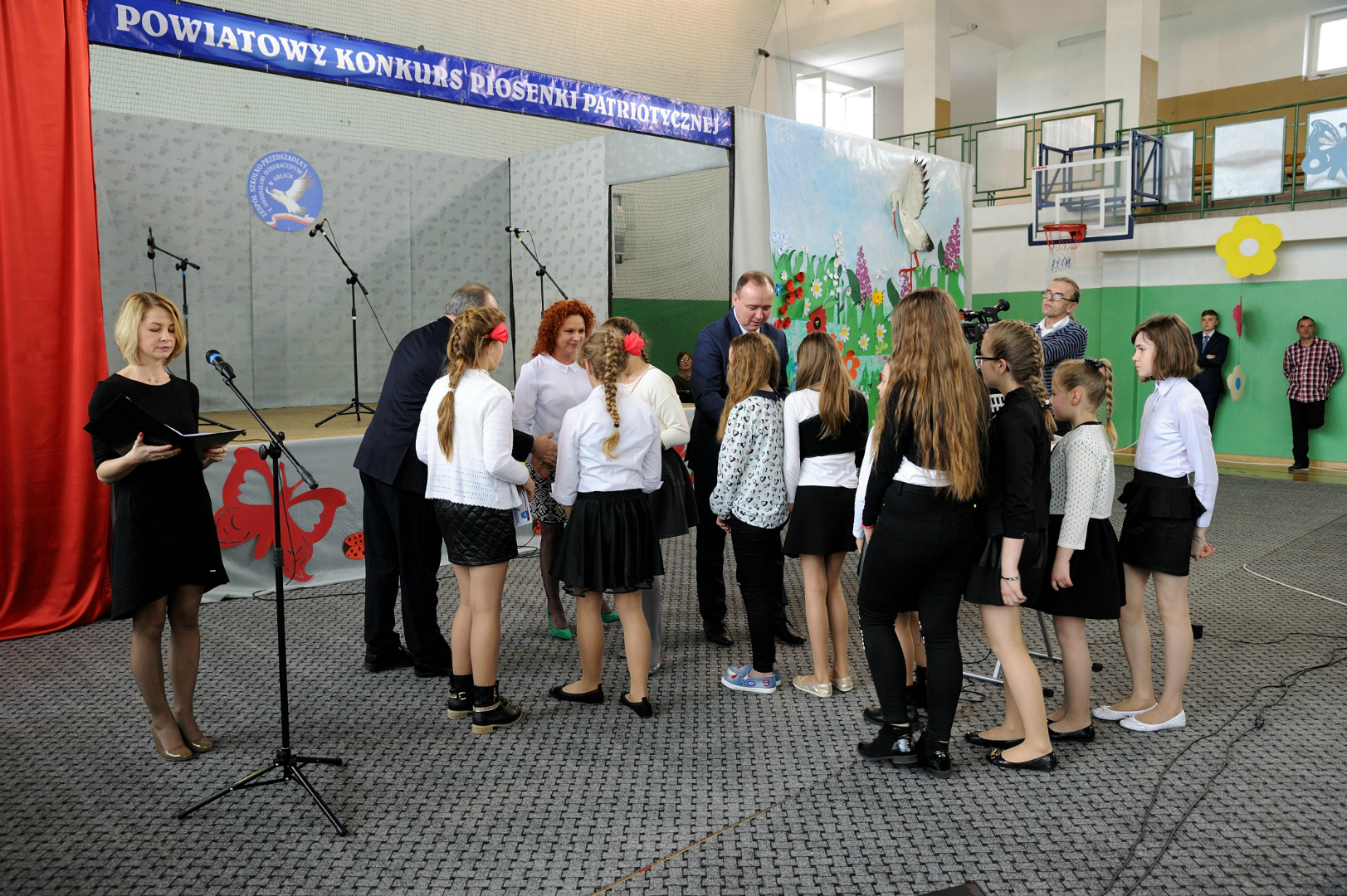 https://test.ugorly.pl/blog/2017/05/12/powiatowy-konkurs-piosenki-patriotycznej/p1bftokhg031j8lhe5m1m80vr51b/