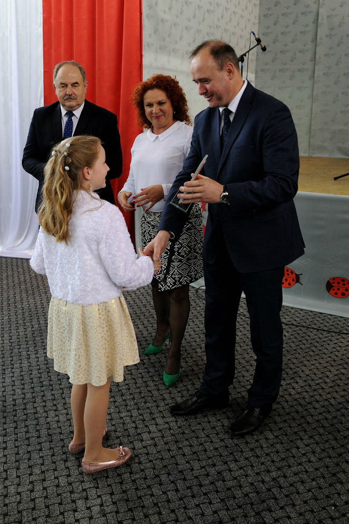 https://test.ugorly.pl/blog/2017/05/12/powiatowy-konkurs-piosenki-patriotycznej/p1bftokhg04sen4g1jbl1o1bj9p13/