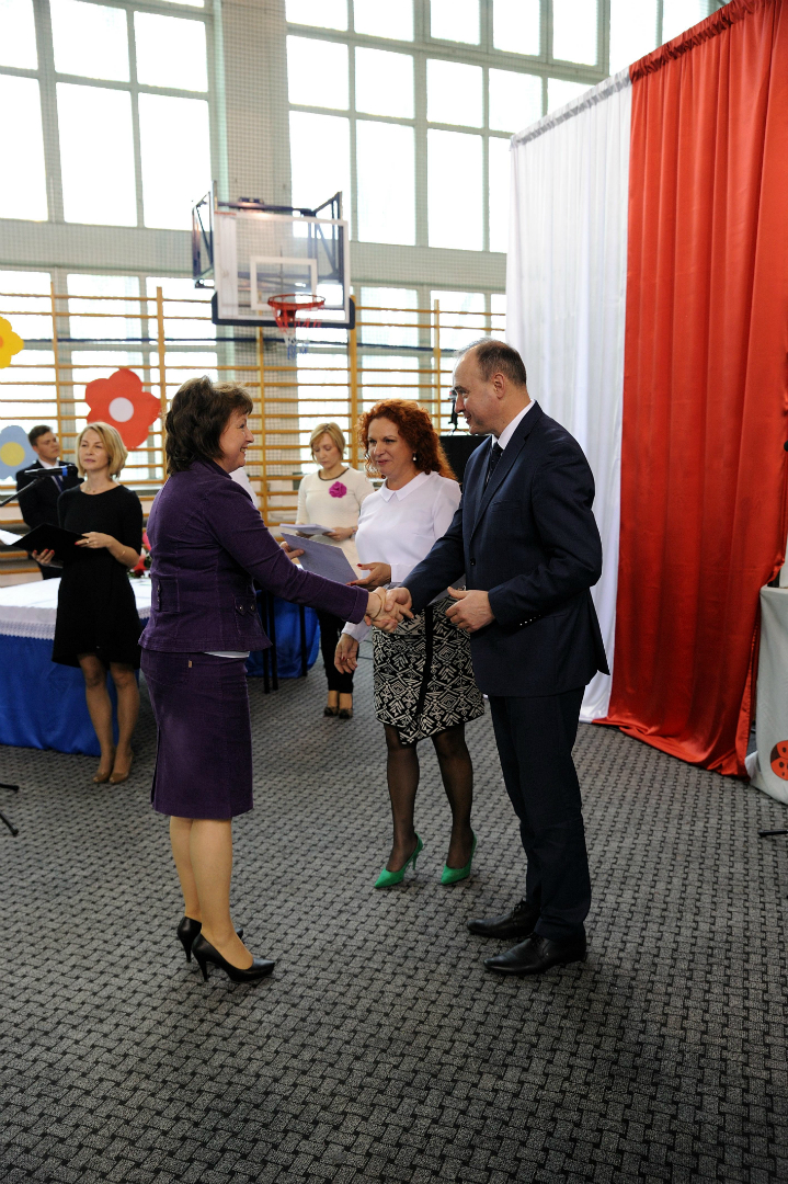 https://test.ugorly.pl/blog/2017/05/12/powiatowy-konkurs-piosenki-patriotycznej/p1bftokhg1do51bbr3be1dp918sq1s/
