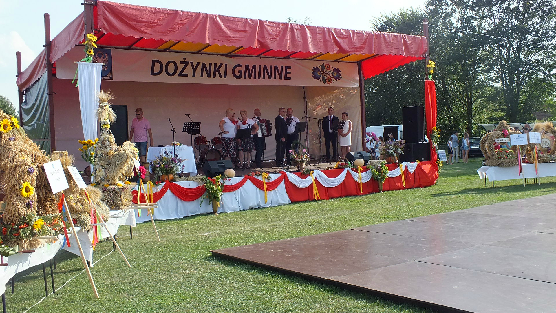 https://test.ugorly.pl/blog/2017/08/31/dozynki-gminne-w-kaszycach/p1bos5rdp51kvl1ffi1gd81fms14sn17/