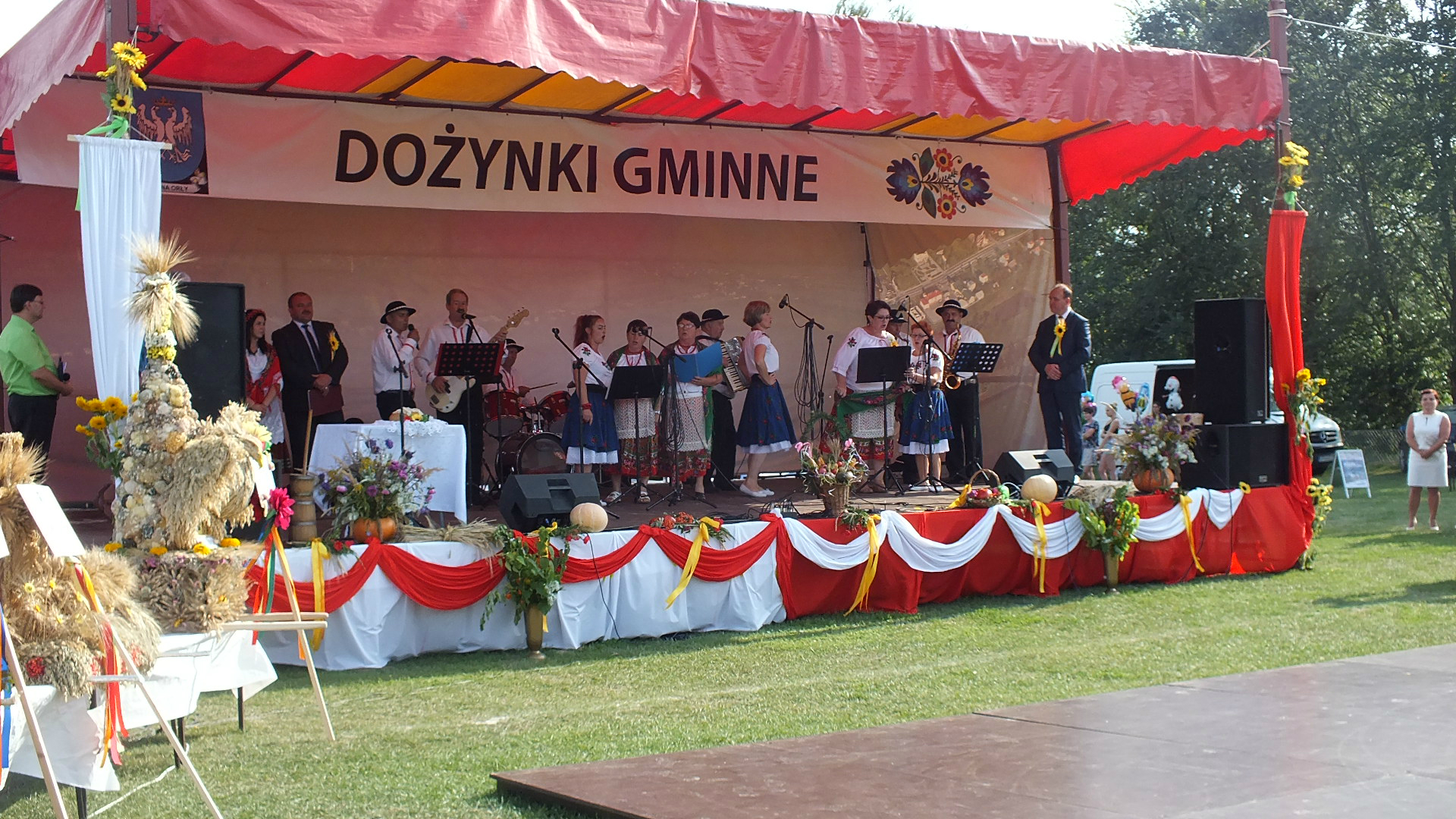 https://test.ugorly.pl/blog/2017/08/31/dozynki-gminne-w-kaszycach/p1bos5rdp5mds1m5t14iedn81jrd13/