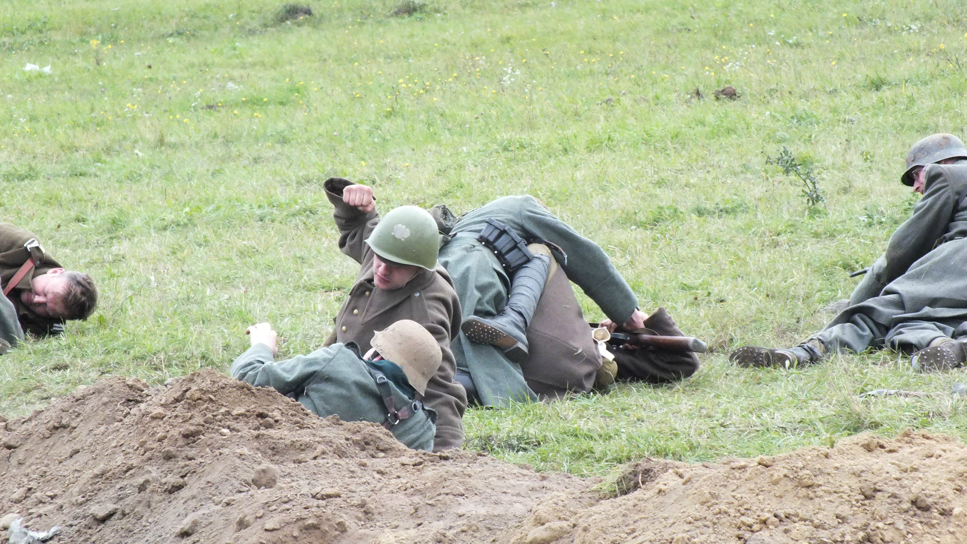 https://test.ugorly.pl/blog/2017/10/09/rekonstrukcja-historyczna-monte-lenino-2/p1bs0mjinecsh1ahg1i031s3l4m16/