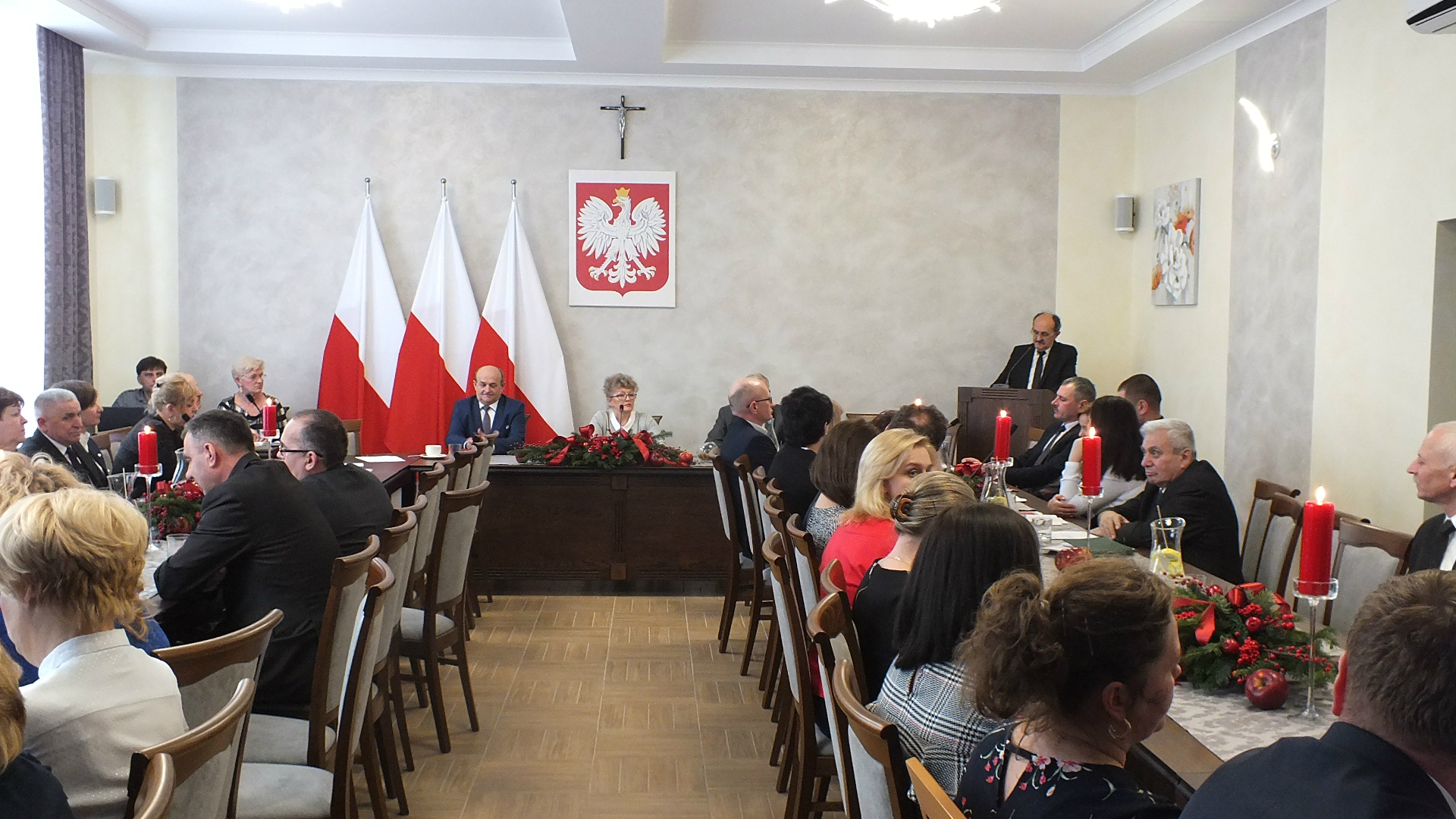 https://test.ugorly.pl/blog/2017/12/22/sesja-wigilijna-rady-gminy-orly-2/p1c1ur9gqreq21362oooc12nb/