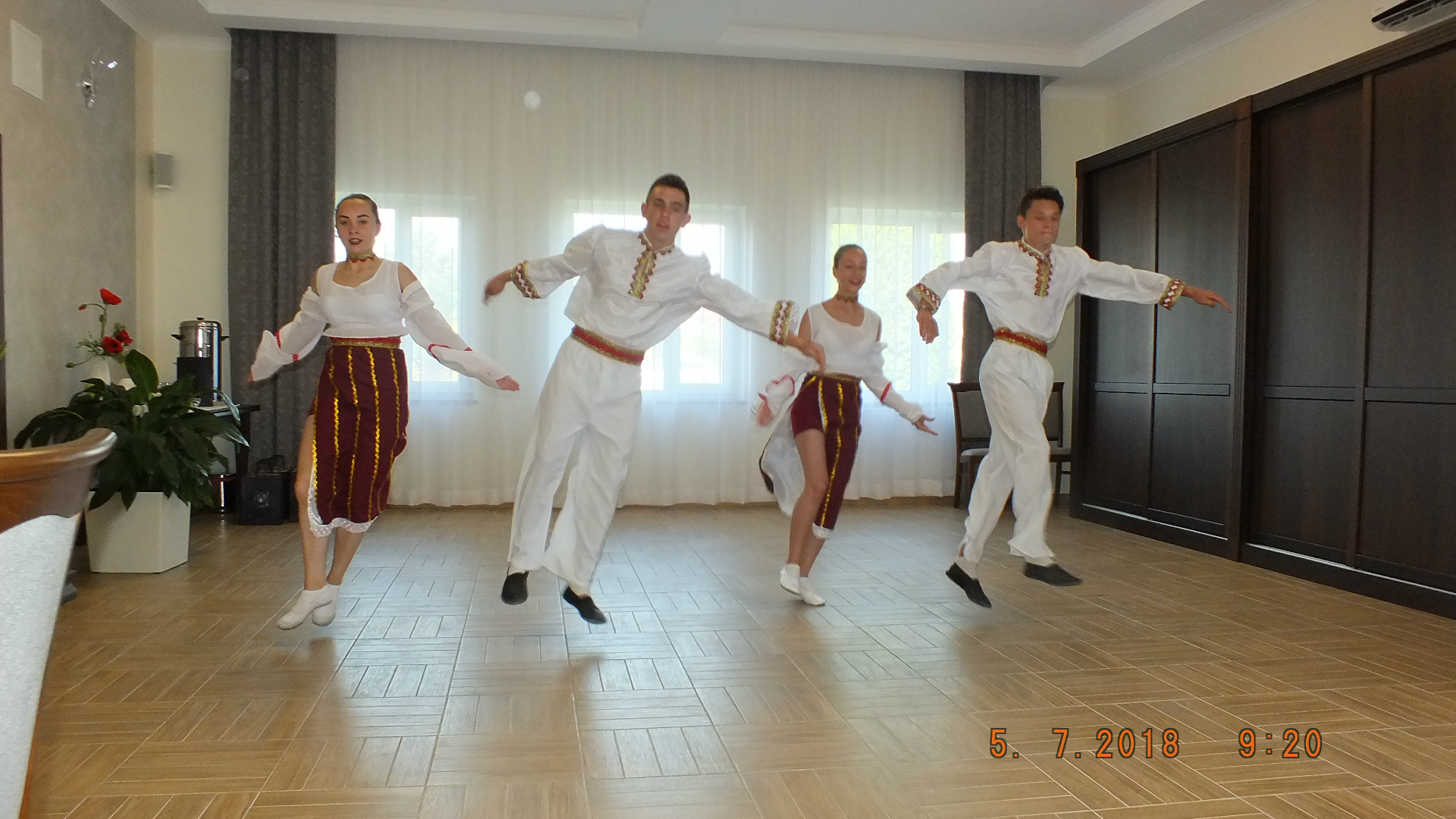 https://test.ugorly.pl/blog/2018/07/13/wizyta-zespolu-tanecznego-z-ukrainy-w-urzedzie-gminy-orly/p1ci9m9voemvi32qleg2t215am8/