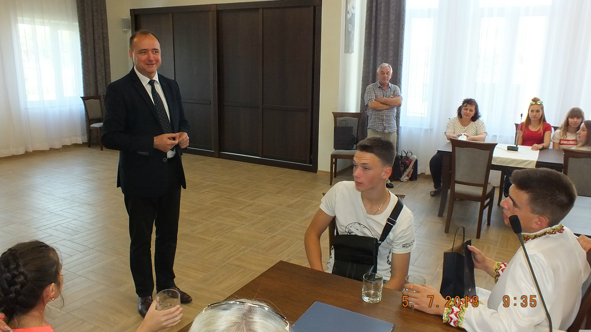 https://test.ugorly.pl/blog/2018/07/13/wizyta-zespolu-tanecznego-z-ukrainy-w-urzedzie-gminy-orly/p1ci9m9vofafvuf2br1ve1g4ad/