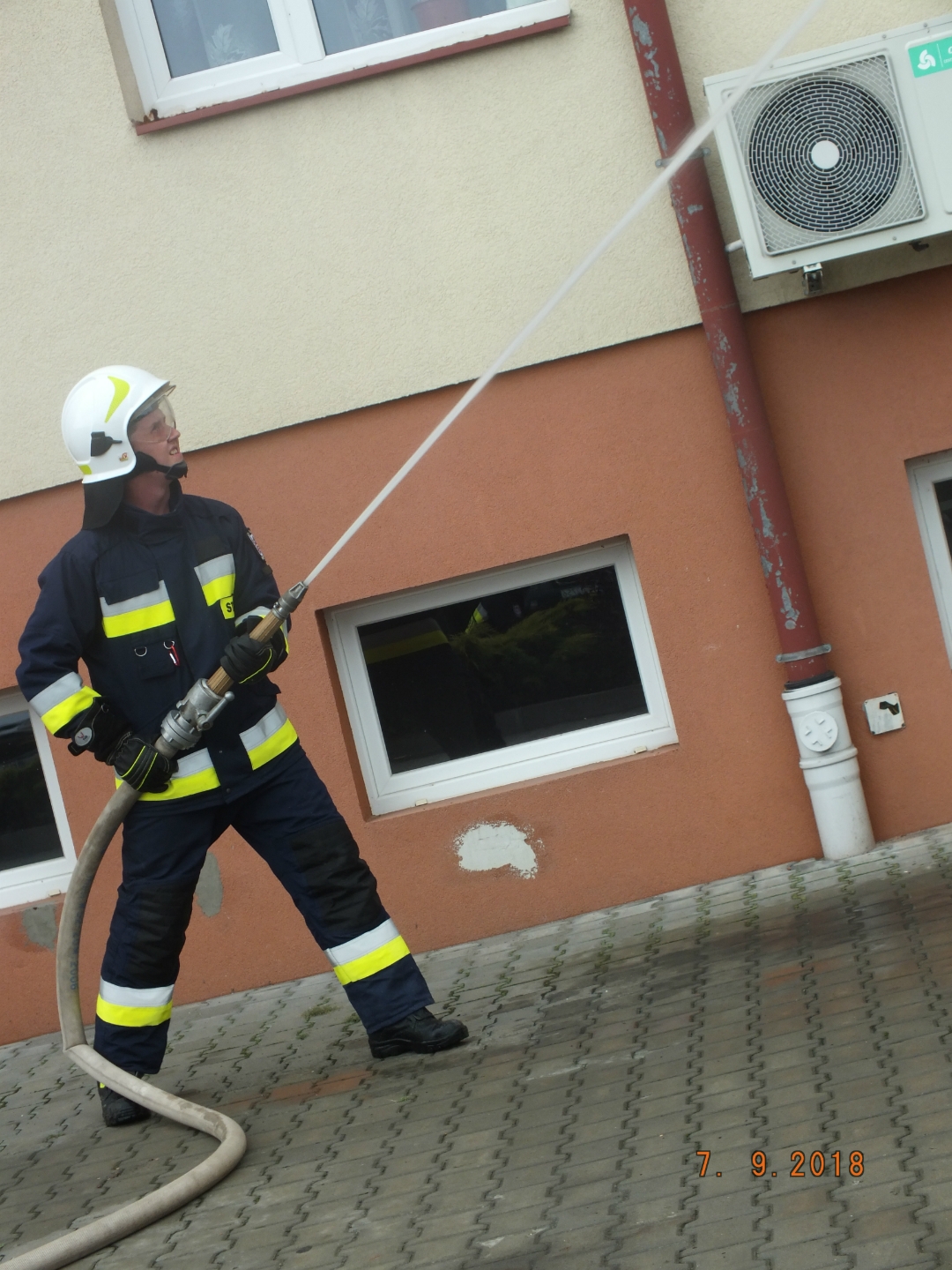 https://test.ugorly.pl/blog/2018/09/11/cwiczenia-obronne-w-urzedzie-gminy/p1cn3mpb0m1bur14c51opf1a8j8edb/