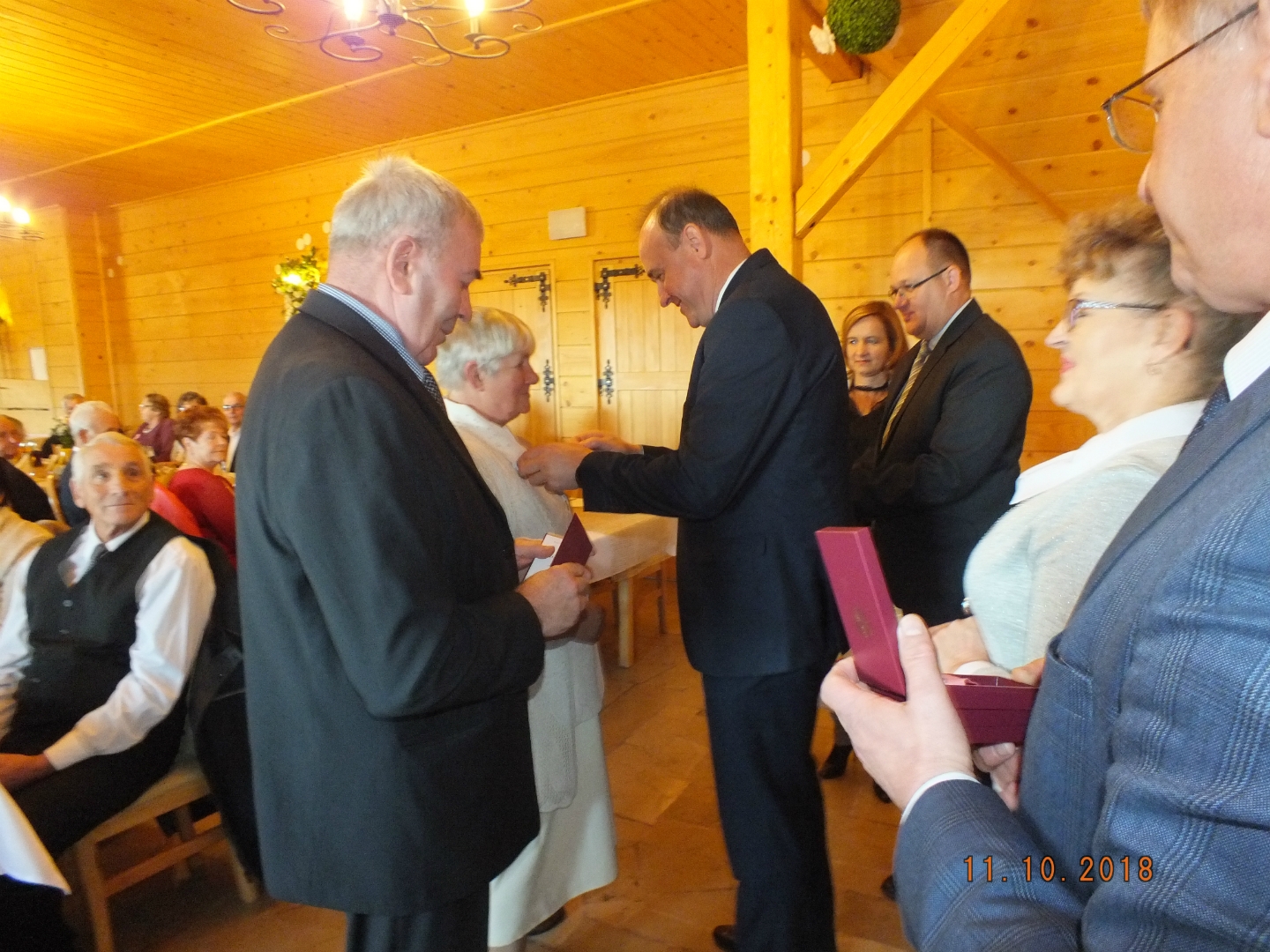 https://test.ugorly.pl/blog/2018/10/15/jubileusz-50-lecia-pozycia-malzenskiego-w-gminie-orly-2/p1cpra53l11ji91uo17fm1k1312ijh/