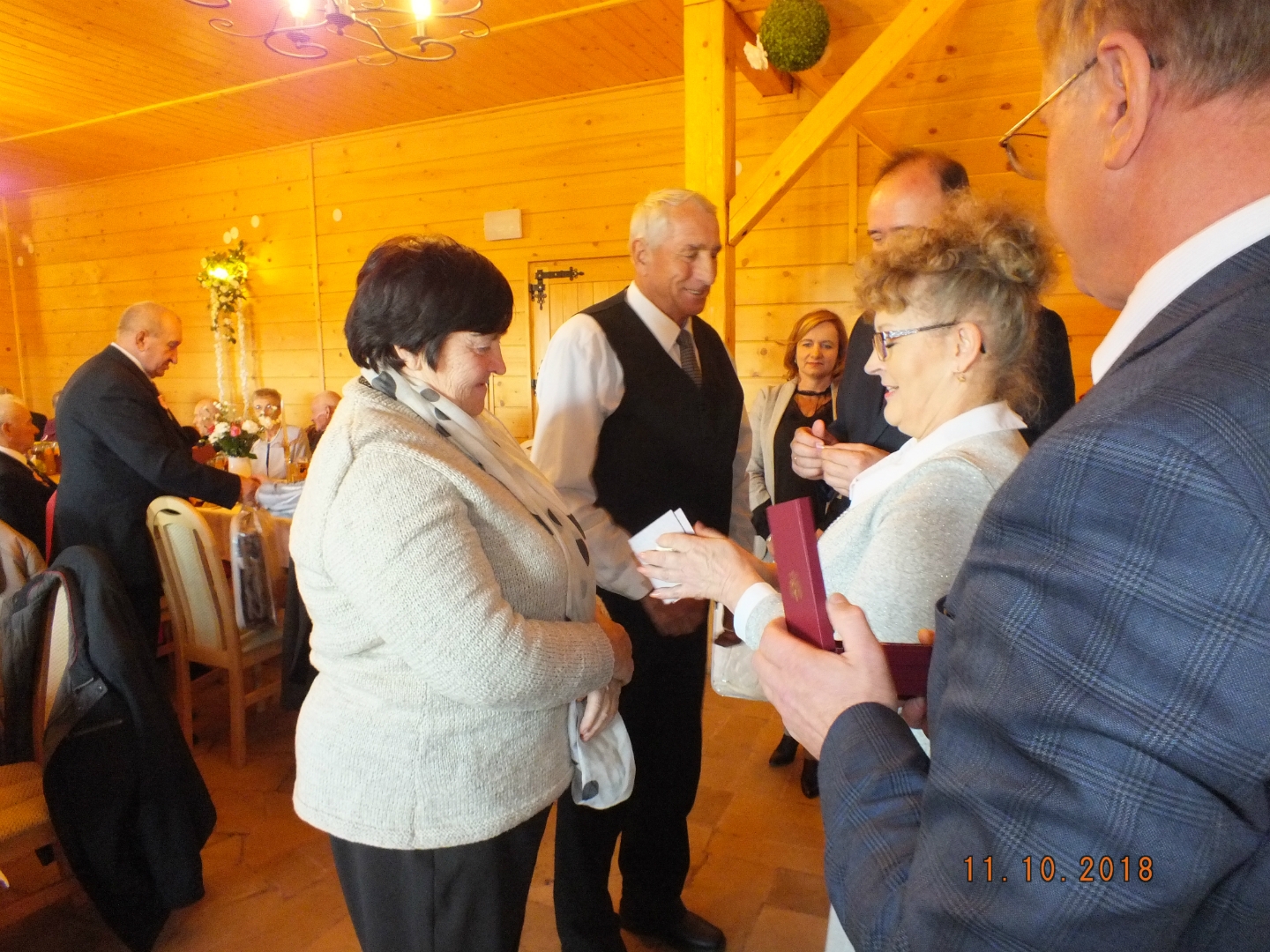 https://test.ugorly.pl/blog/2018/10/15/jubileusz-50-lecia-pozycia-malzenskiego-w-gminie-orly-2/p1cpra53l1nem1ddes5mkguosbn/