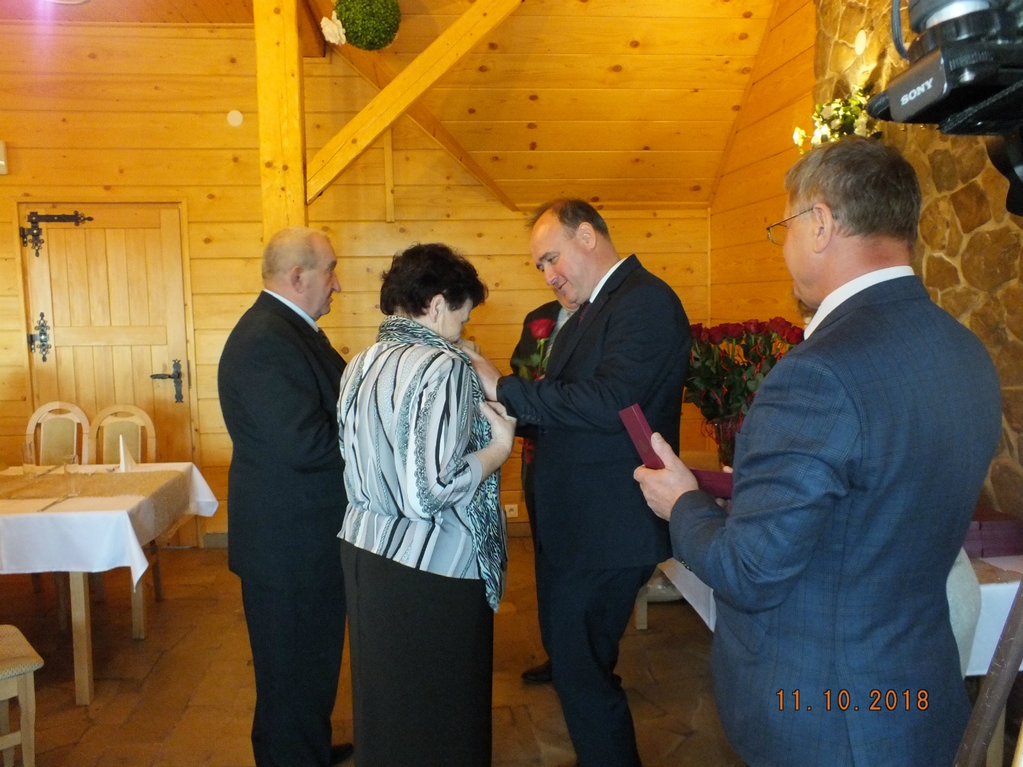 https://test.ugorly.pl/blog/2018/10/15/jubileusz-50-lecia-pozycia-malzenskiego-w-gminie-orly-2/p1cpra53l1o171uv6m1lgol17i8m/