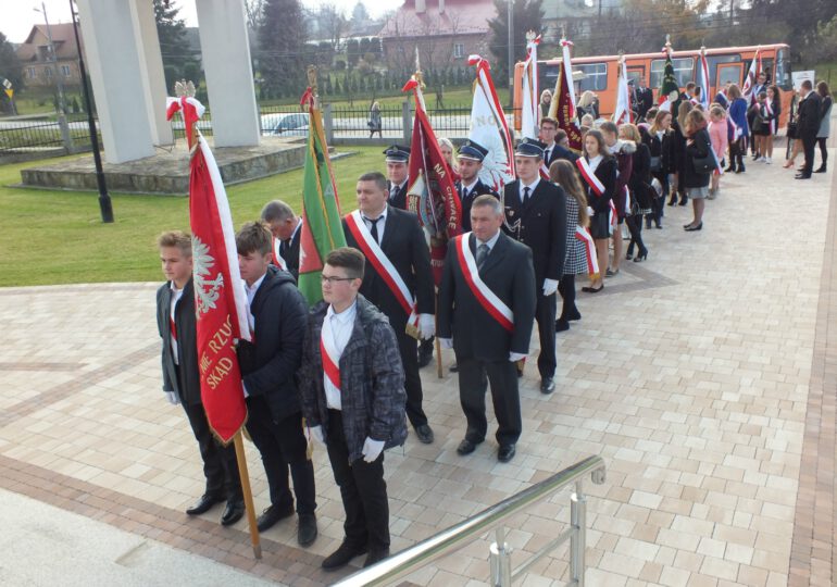 GMINNE OBCHODY 100 ROCZNICY ODZYSKANIA PRZEZ POLSKĘ NIEPODLEGŁOŚCI