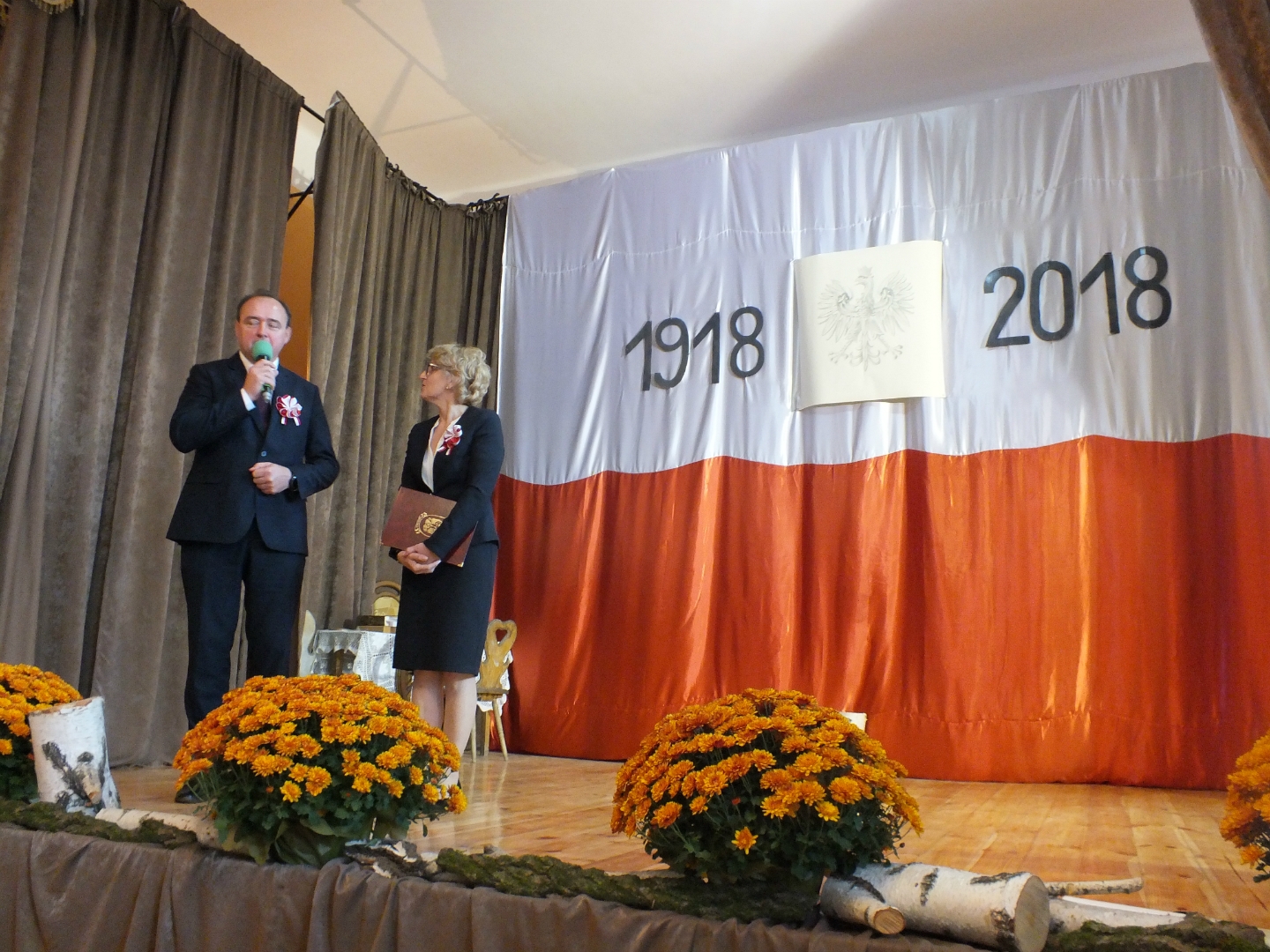 https://test.ugorly.pl/blog/2018/11/14/gminne-obchody-100-rocznicy-odzyskania-przez-polske-niepodleglosci/p1cs92dmva1vl91lciguekg71m0d15/