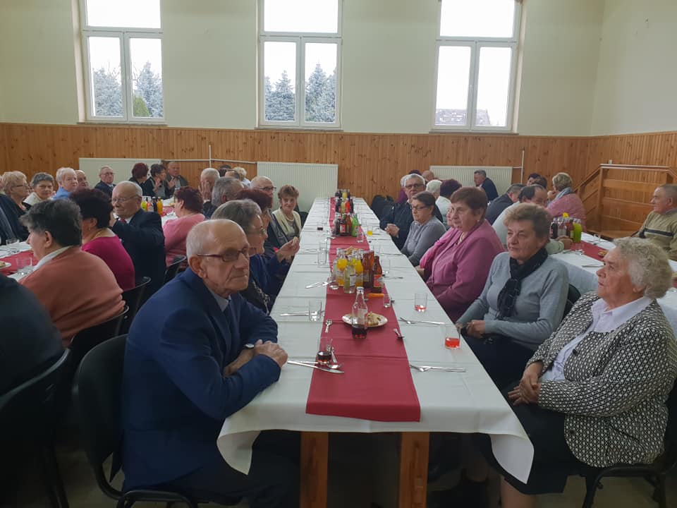 https://test.ugorly.pl/blog/2018/11/27/spotkanie-seniorow/p1ctaemlio1cp2221h0r1lqe8ku3/