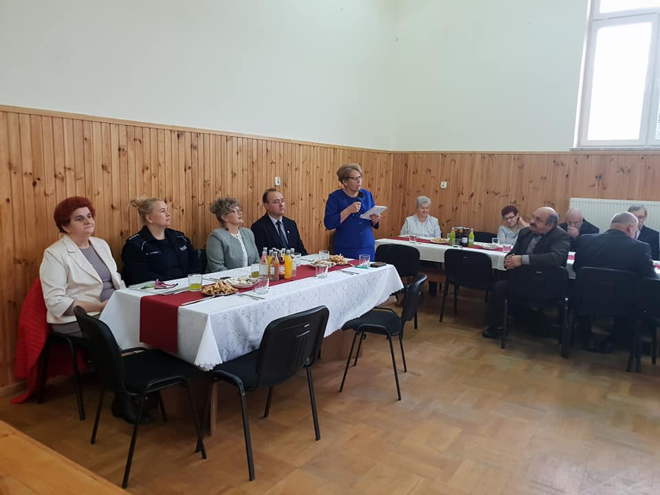 https://test.ugorly.pl/blog/2018/11/27/spotkanie-seniorow/p1ctaemlio1f7i12sh27o1931v3e9/