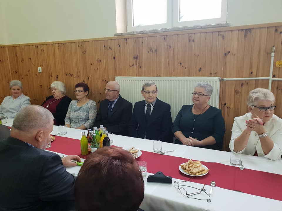 https://test.ugorly.pl/blog/2018/11/27/spotkanie-seniorow/p1ctaemlio1pto11vg1ubi1ull9874/