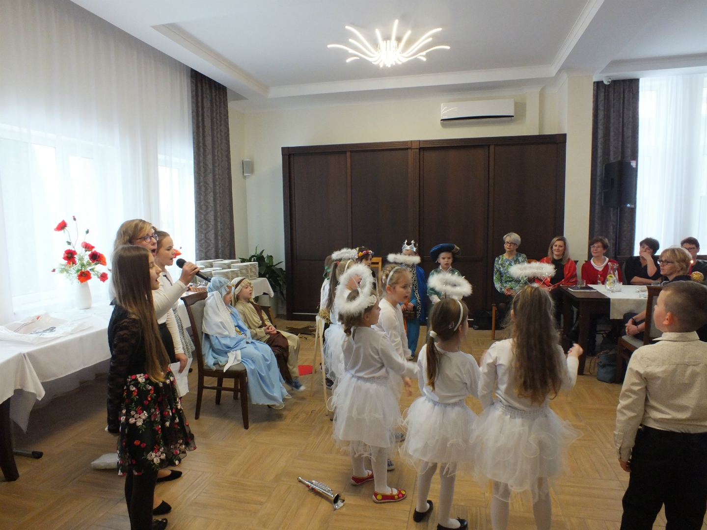 https://test.ugorly.pl/blog/2018/12/20/sesja-wigilijna-rady-gminy-orly-3/p1cv5u4m6qa6g731178g9hnld37/