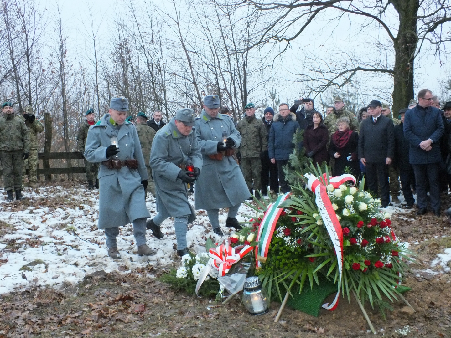 https://test.ugorly.pl/blog/2019/01/17/pochowek-wegierskiego-zolnierza-na-cmentarzuwojennym-w-hantkowicach/p1d1doe876fh0g3gnjvffrfbu13/