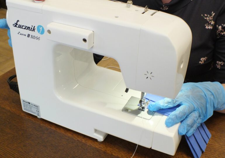 URZĘDNICY I SAOMORZĄDOWCY SZYJĄ MASECZKI